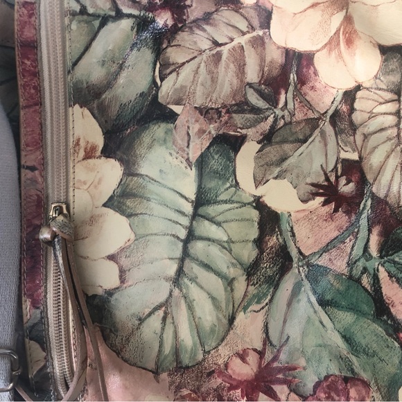 Purse - Picture 2 of 5